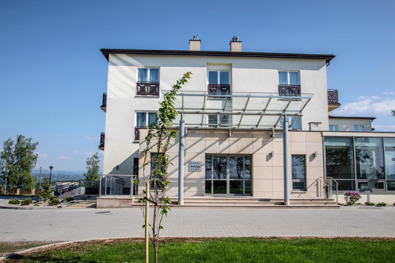 Hotel Radocza Park Business Екстер'єр фото