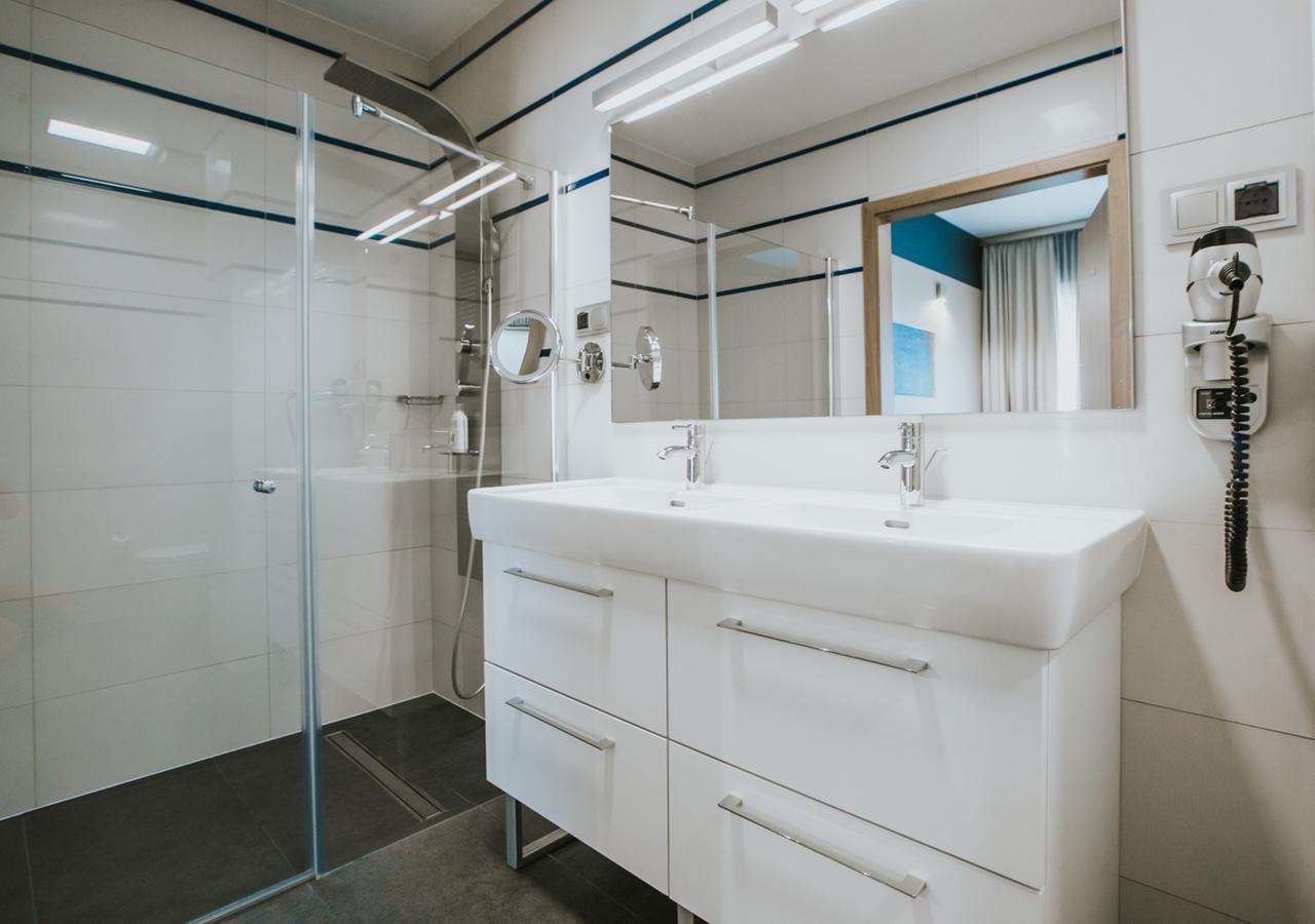 Hotel Radocza Park Business Екстер'єр фото